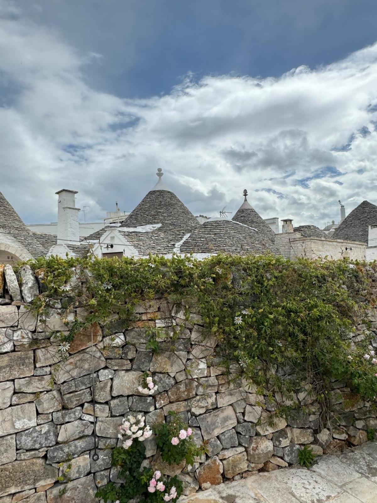 Trulli Resort Aia Piccola Альберобелло Екстер'єр фото
